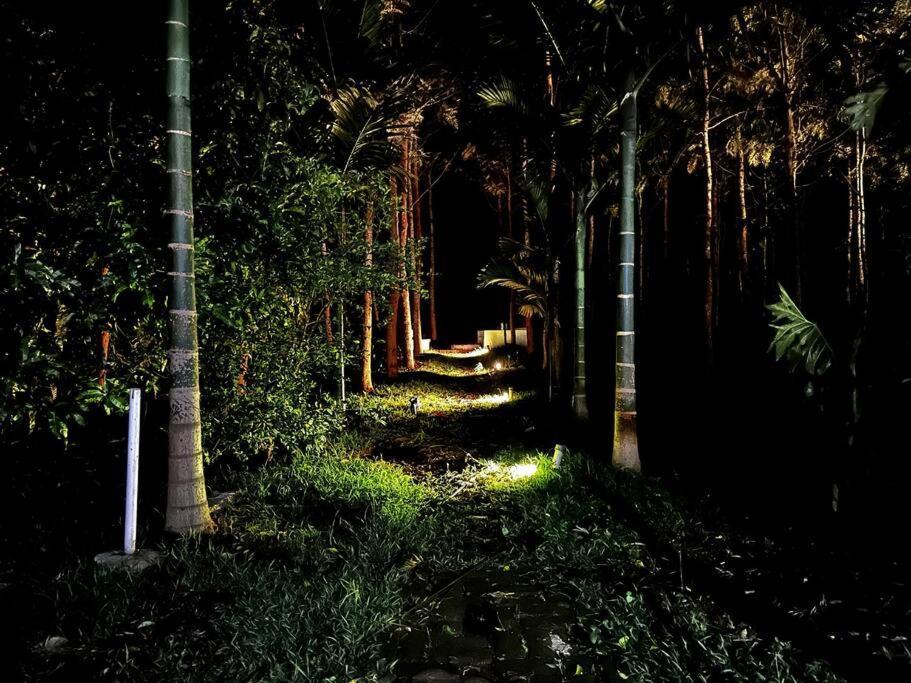 Serenity Farm Stay Hampāpura 외부 사진